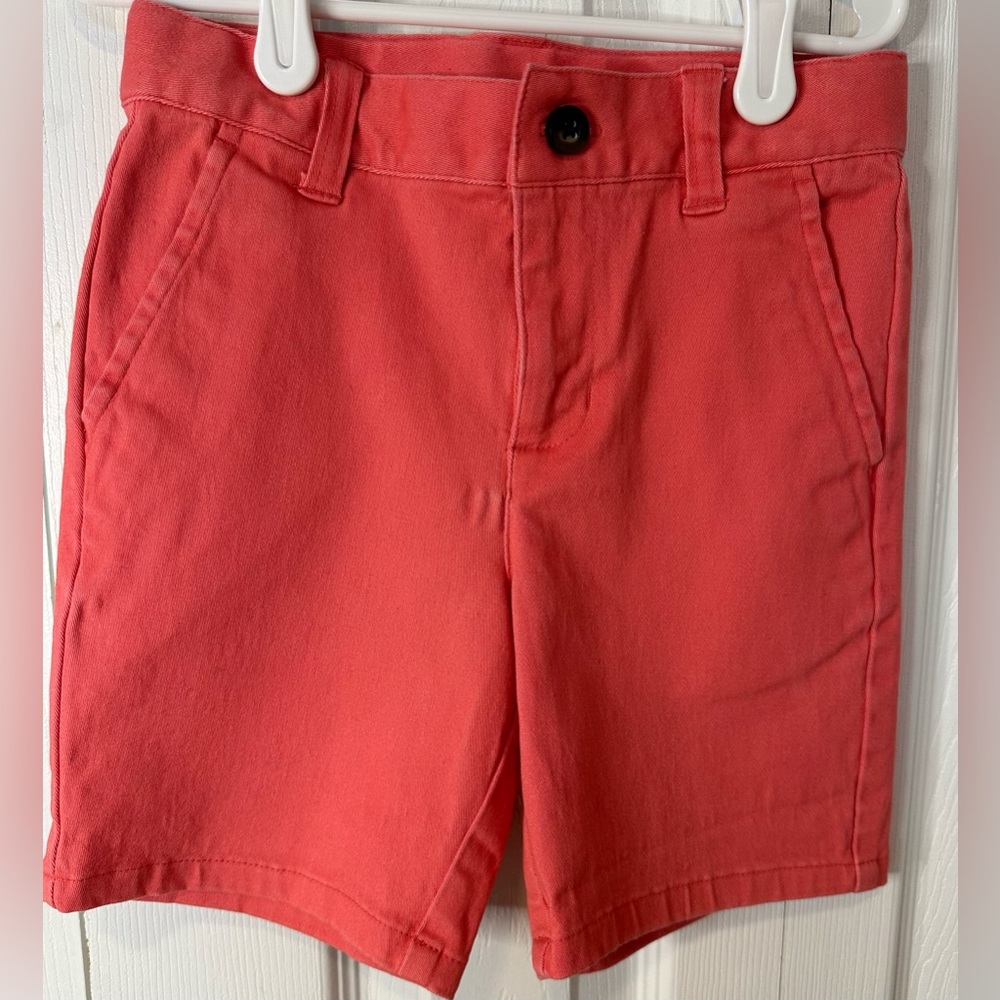 Janie and Jack boys size 6 coral shorts